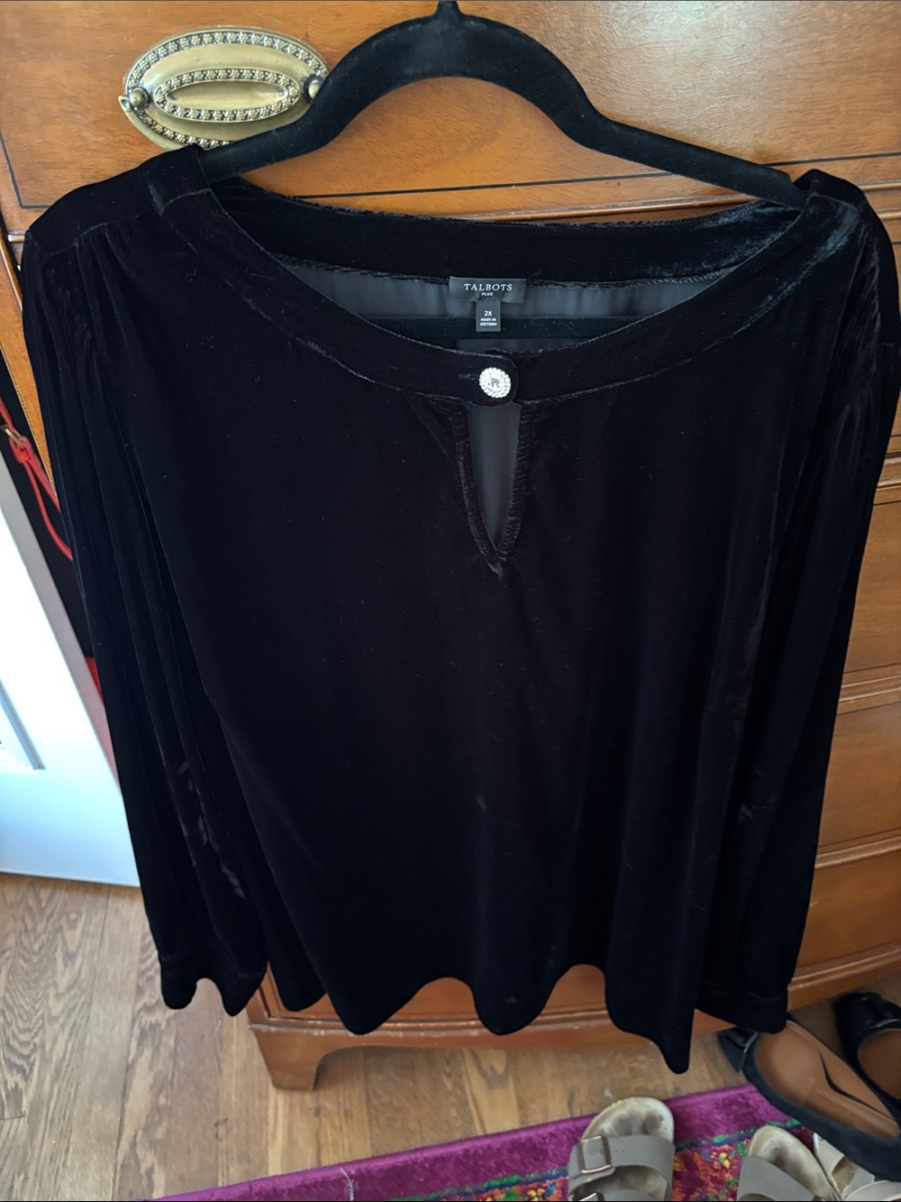 Talbots Black Velvet Long-Sleeve Tunic with Decorative Button